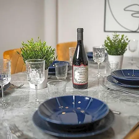 Elegance Brera Hotel 4*